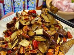 -阿山卓·野生菌火锅·纳西火塘烤肉