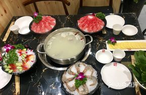 Lijiang Impression Spotted Fish