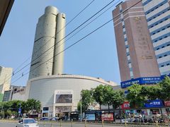 -怡豪大饭店·49楼旋转自助餐厅