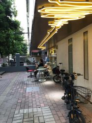-苏豪路易士·嘉玛发廊