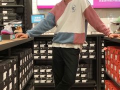 -王府井奥莱临潼小镇(临潼店)