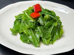 -滩外滩·本帮江浙菜(新天地店)