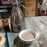 这里的羊汤料很足哦！