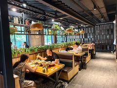 -小三峡食府(西五路店)