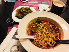 -康师傅私房牛肉面(马泉营奥莱店)