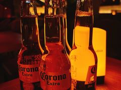 -FOUR PLAY BAR