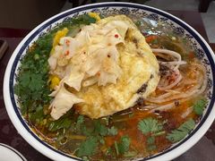 -巍山𤆵肉饵丝