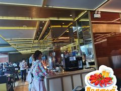 -大中华希尔顿酒店-念自助餐·嗨啤·小龙虾