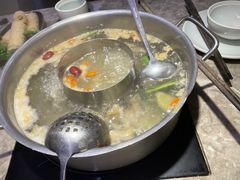 -丽江龙继斑鱼庄(罗宾森购物广场店)