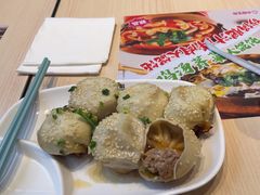 -小杨生煎(金山百联购物中心3楼店)