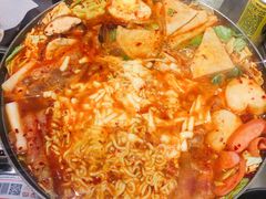 芝士肥牛年糕火锅-Meet Sun韩式大排档(五一广场7MALL店)