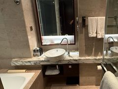 -上海龙之梦万丽酒店