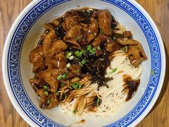 -沪西老弄堂面馆(定西路店)