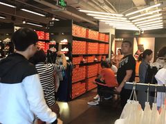 -NIKE上海青浦优选体验店