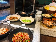 -松山湖凯悦酒店·Café自助餐厅·周末火舞秀表演
