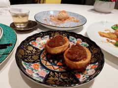 一口鲍鱼酥-三号黄浦会Canton Table