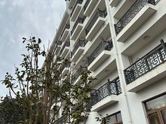 -金孔雀温泉旅游度假村