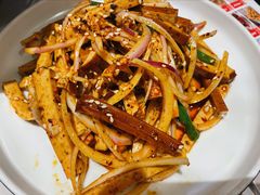 -辣不二地道川菜(汉水路店)