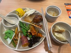 -素满香·全民食养自助(长宁龙之梦店)