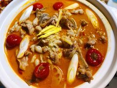 自制泡菜牛蛙锅-付掌柜在成都·热炒砂锅集(金禾店)