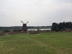 -北纬44度·金珠花海休闲农业旅游景区