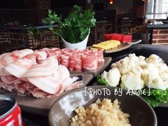 -疯狂的筷子老灶九宫格火锅