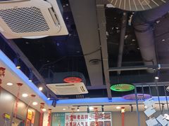 -老街烧烤大排档·地道湖北菜·龙虾馆(汉口火车站店)