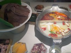 -九鼎轩脆毛肚火锅(金坛吾悦广场店)