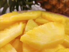 -上海龙吴水胜海发市场