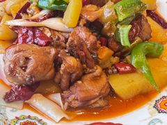 新疆沙湾大盘鸡小份-巴依老爷新疆美食(牡丹园店)