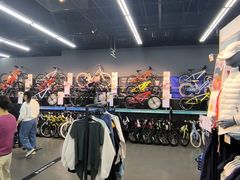 -迪卡侬(越秀公园店)