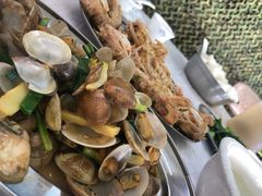-红月湾海鲜饭店•沙滩海景(双月湾店)