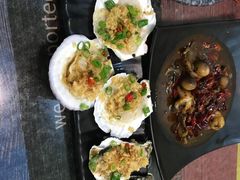 -扒虾小妹儿麻辣海鲜(宏图街店)