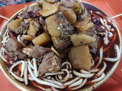 -牛一嘴·兰州牛肉面·大盘鸡(财富中心店)