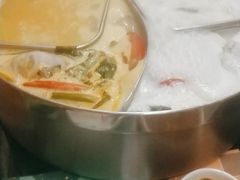 -樾餐厅泰式海鲜火锅(民歌湖店)