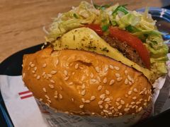 -The Habit Burger Grill 哈比特汉堡(复兴soho店)
