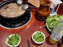 -菌之家·专业纯野生菌火锅·特色炒菌