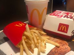 -麦当劳(新洲南路店)