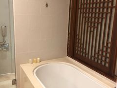-三亚亚龙湾雅高美爵酒店