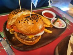 -STARRY CAFE & LOUNGE BAR(高新店)