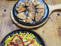 -老东镇啤酒屋海鲜加工·蒸汽海鲜·海鲜烧烤(台东店)