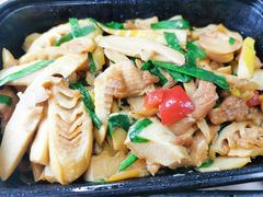 -童年小筑餐厅(申花路店)