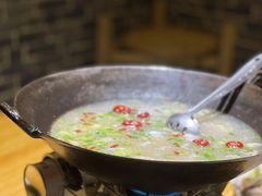 -茸梅路右拐龙虾-农家菜(松江店)