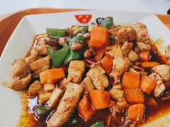 -哆喀美食广场(虎丘婚纱城店)