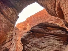 -天山神秘大峡谷