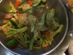 -隔壁老王·家常云南菜(花巷店)