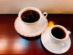 -Café Monson