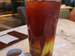 -港丽餐厅(高德置地店)