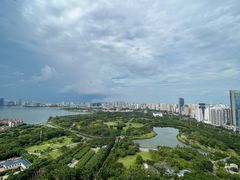 -万绿园