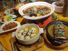 -卢大鲜鱼头捞饭(美利广场店)